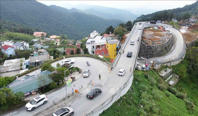 Vĩnh Phúc: Đường lên Tam Đảo thông thoáng trong ngày đầu kỳ nghỉ lễ | baotintuc.vn